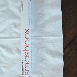 SMASHBOX True Red Be Legendary Line & Prime Pencil